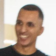 Pessoa 24